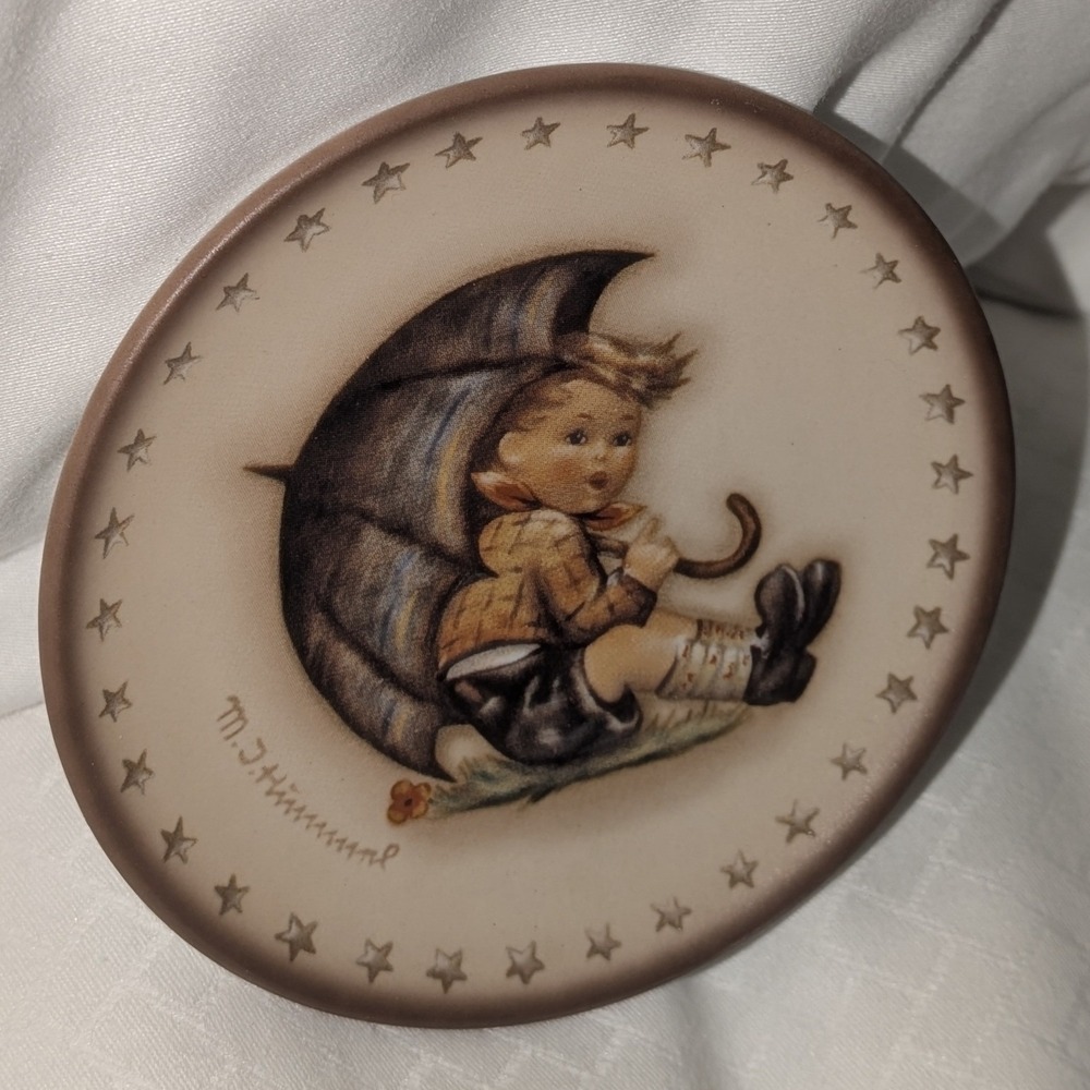 Goebel Hummel Umbrella Boy Miniature Plate Hum 981 11th Edition 1995 Germany Box